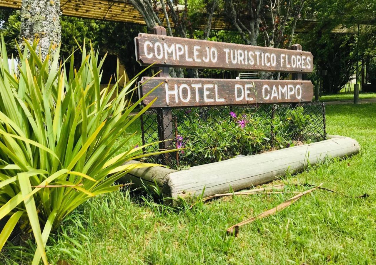 Complejo Turistico Flores Trinidad Exterior foto