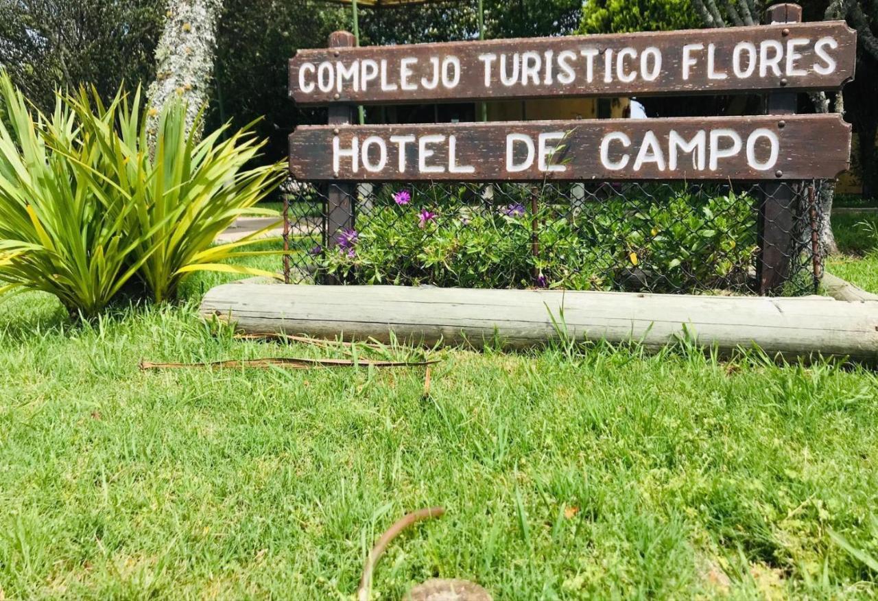 Complejo Turistico Flores Trinidad Exterior foto